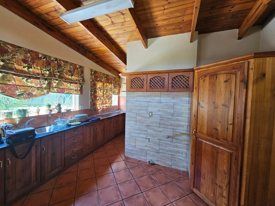 5 Bedroom Property for Sale in Panorama Free State